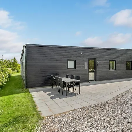 6 Bedroom Stunning In