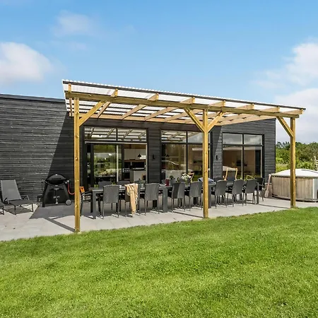 6 Bedroom Stunning In Casa vacanze *